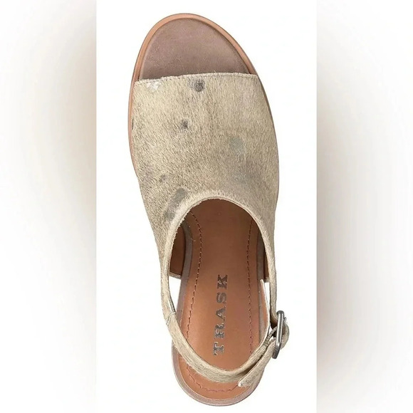 Trask — Parker Heeled Sandal In Bone Matallic Haircalf - Picture 2 of 3